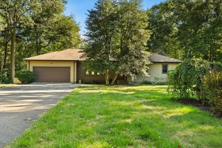 95 Christopher Cr, Westport, MA 02790 - #2
