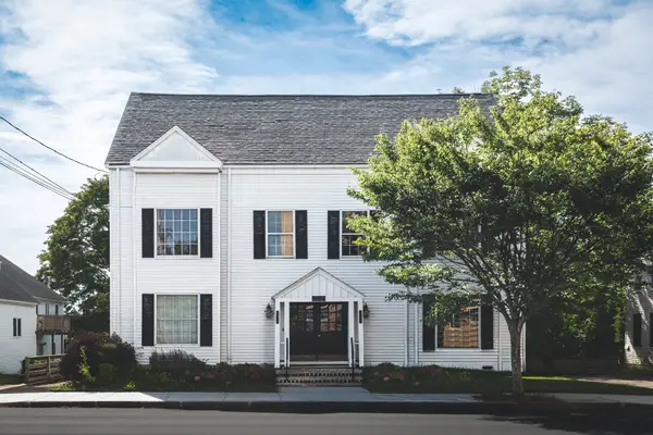 444 Main St #A, Haverhill, MA 01830