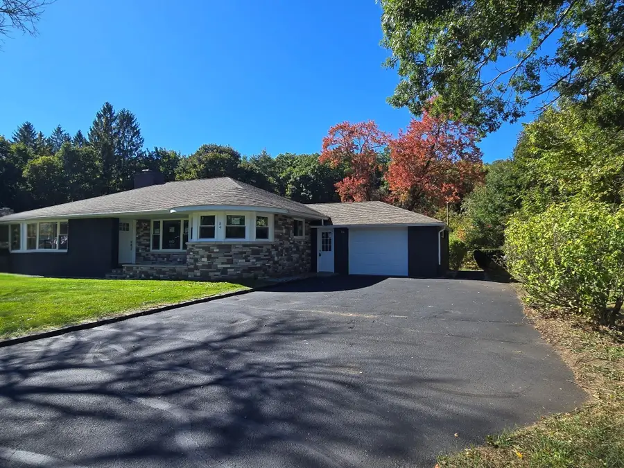 84 Greenwich Rd, Ware, MA 01082 - #3
