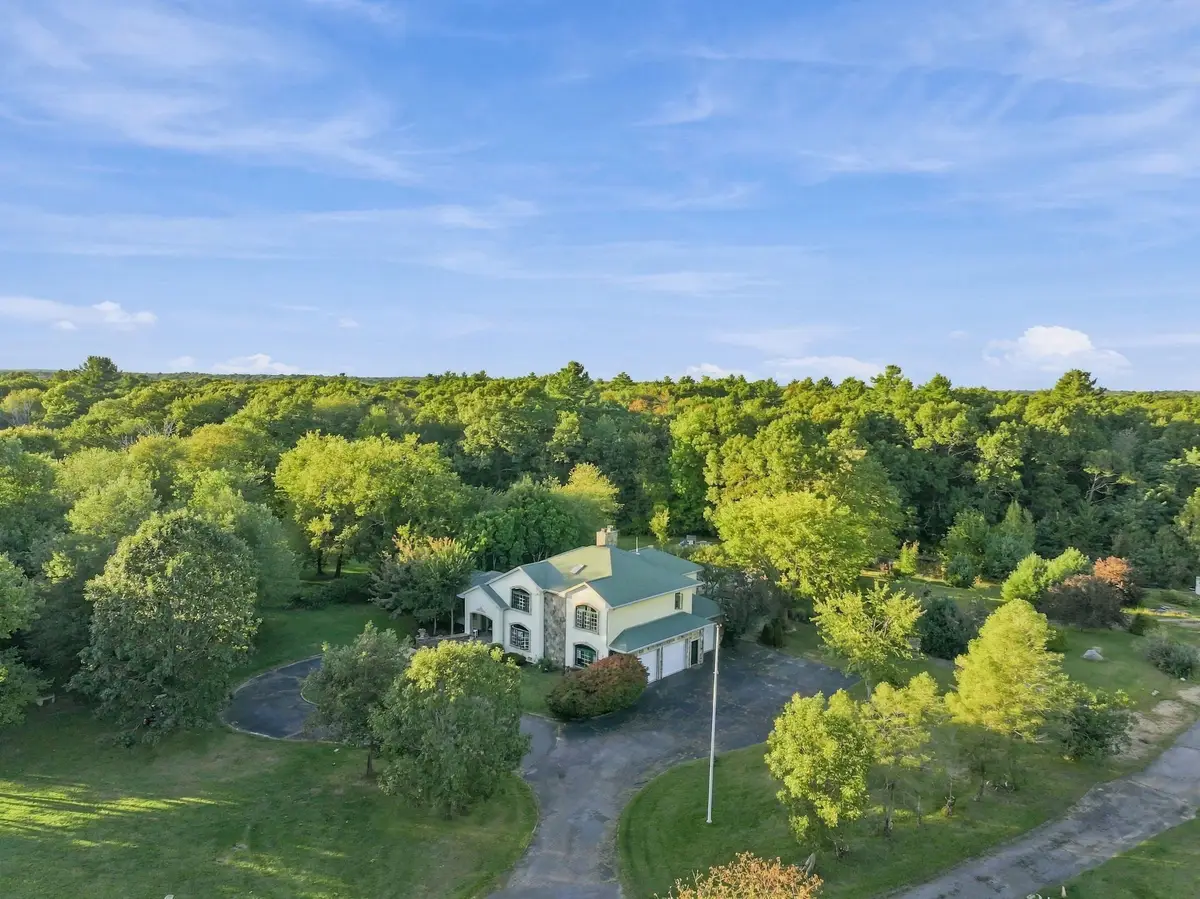 3147 Sharps Lot Rd, Dighton, MA 02715 - #1