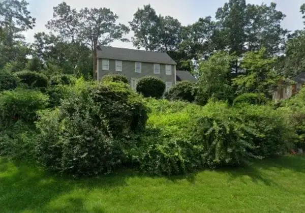 87 Wesson Ter, Northborough, MA 01532