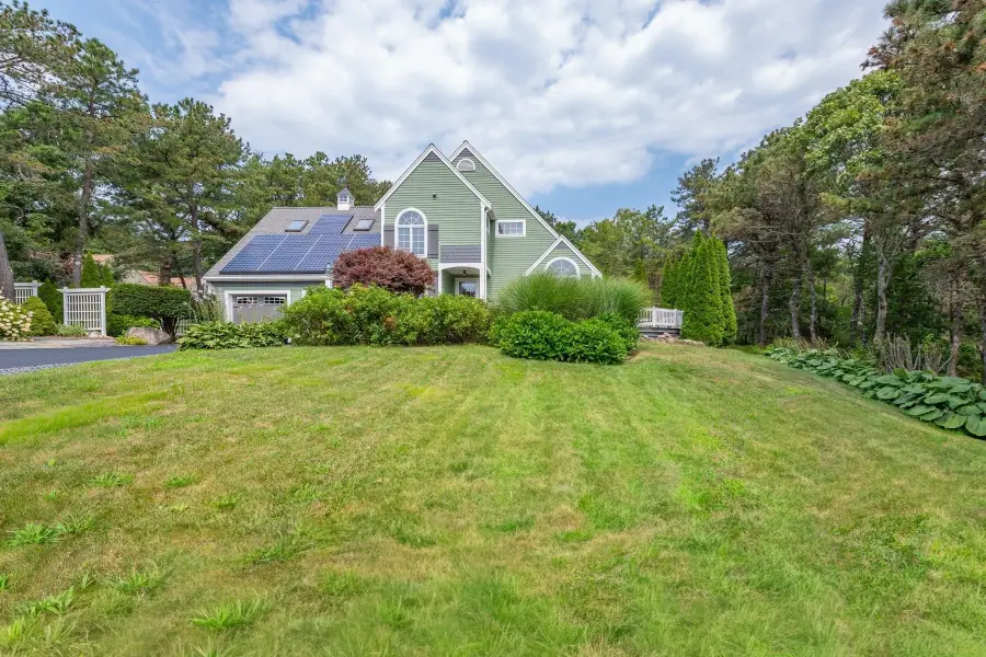 34 Polaris Dr, Mashpee, MA 02649 - #2