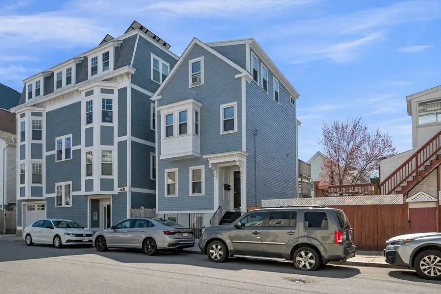 139 W 6th St #2, Boston, MA 02127 - #3