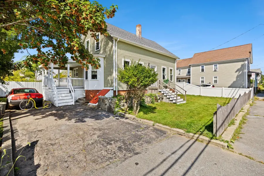 16 Presbrey Ave, Taunton, MA 02780 - #3