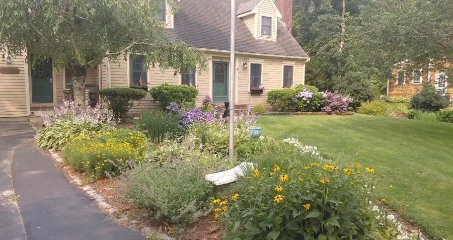 15 Tobisset St, Mashpee, MA 02649 - #3