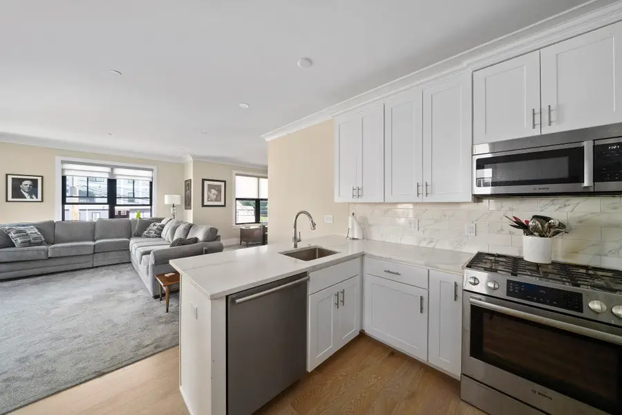 29 Tilesboro St #1, Boston, MA 02122 - #3