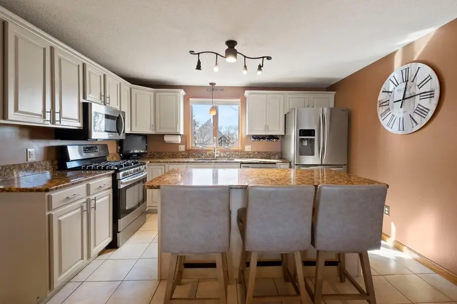 45 Somers Rd, East Longmeadow, MA 01028 - #3