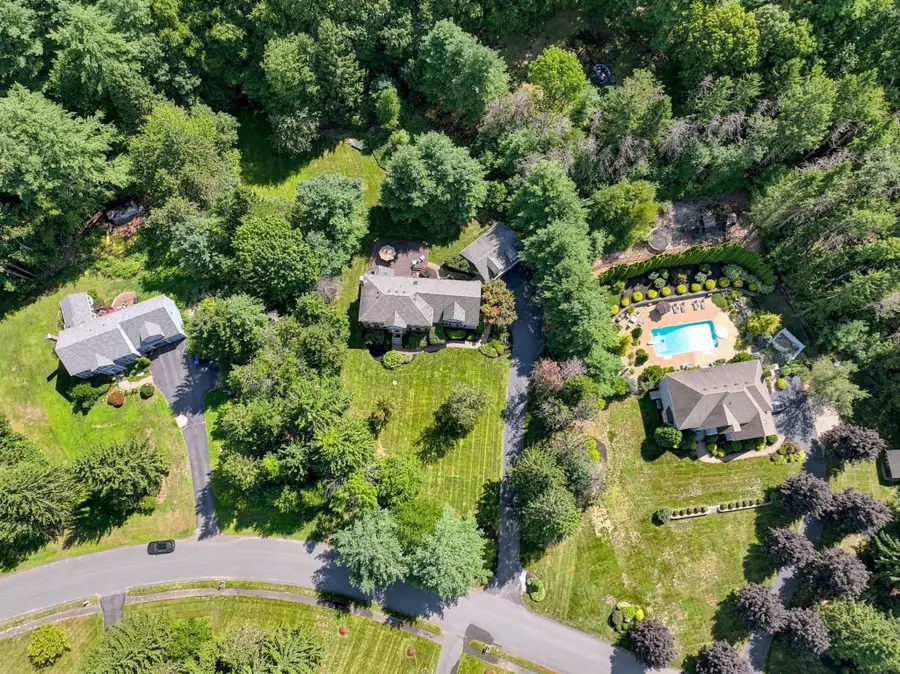 12 Daniel Shays Rd, Hopkinton, MA 01748 - #2