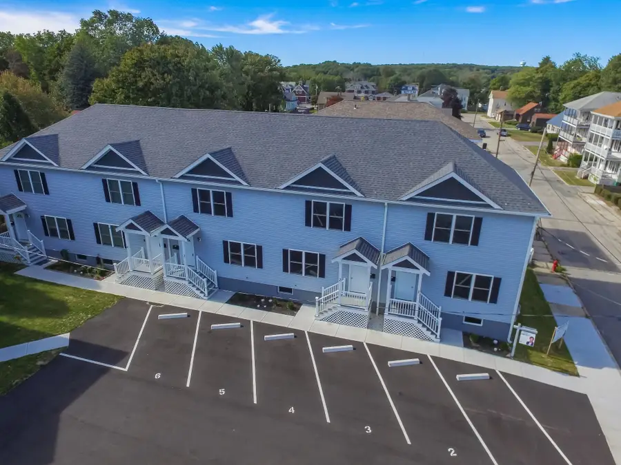 184 Avenue C #-2, Woonsocket, RI 02895 - #3