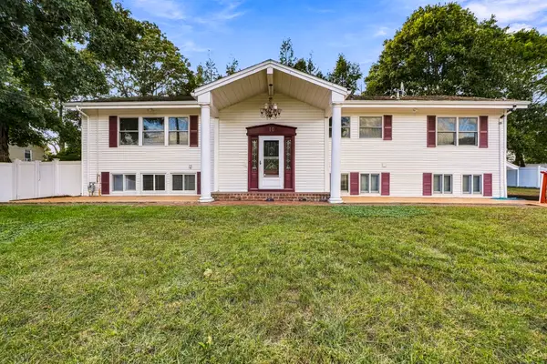 10 Munson Street, Hudson, MA 01749