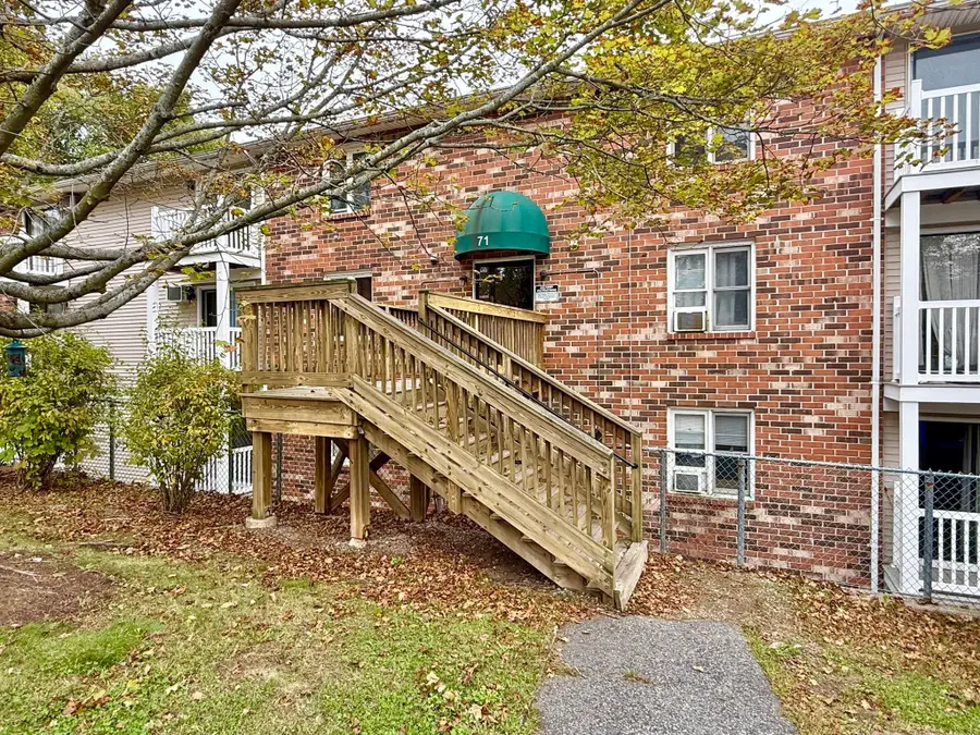 71 Edgeworth St #17, Worcester, MA 01605 - #2