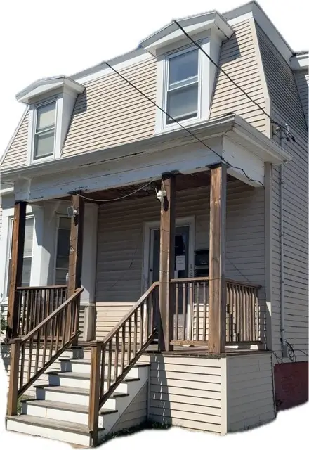 33 Parrott St, Lynn, MA 01902