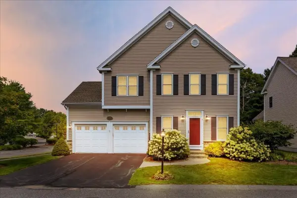 2 Sunflower Drive #2, Raynham, MA 02767