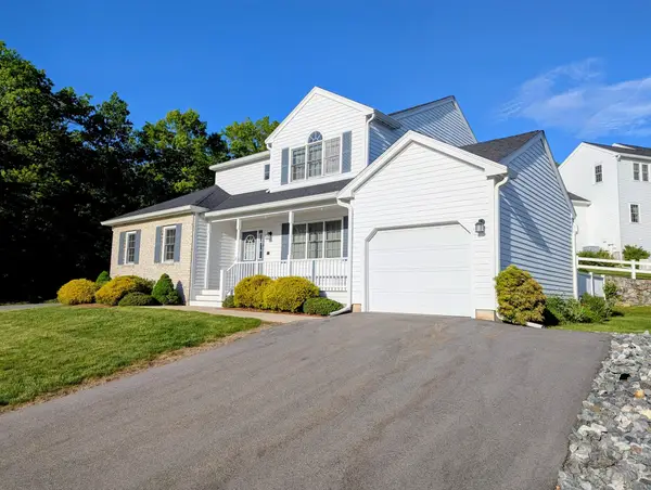 14 Crab Apple Ln #14, Franklin, MA 02038