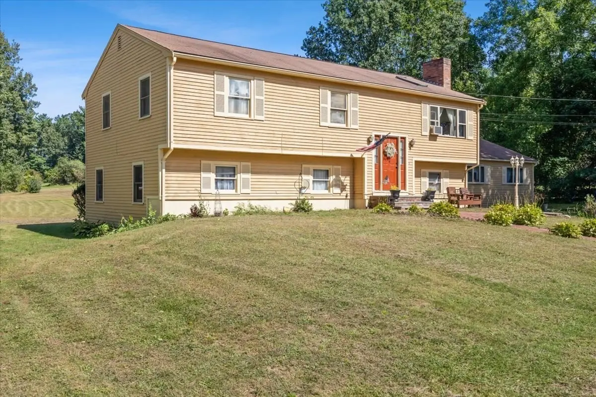 95 Crooked Ln, Lakeville, MA 02347 - #1