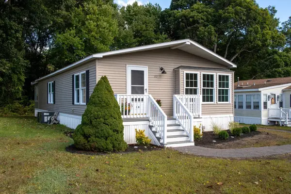 50 Highland Street #137, Taunton, MA 02780