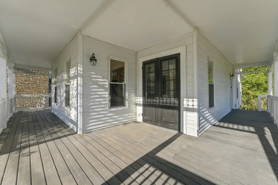 174 Hamilton St, Southbridge, MA 01550 - #3