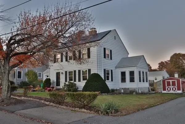 28 Cobb Ln, Lynn, MA 01904