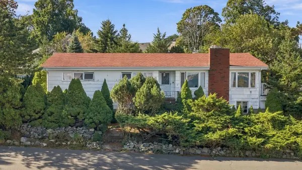 25 Maolis Road, Nahant, MA 01908