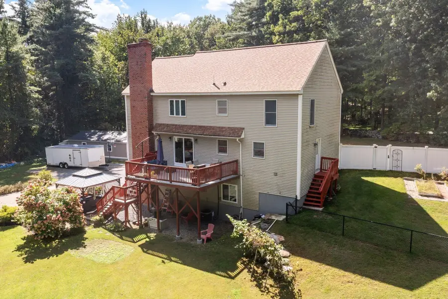 1 Laurelwoods Dr, Townsend, MA 01474 - #2