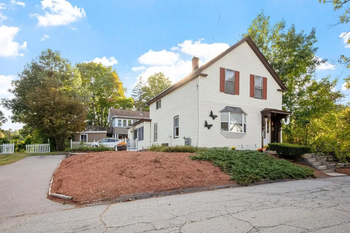 41 Smith St, Fitchburg, MA 01420 - #1