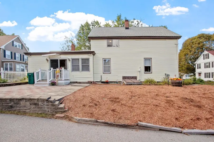 41 Smith St, Fitchburg, MA 01420 - #3
