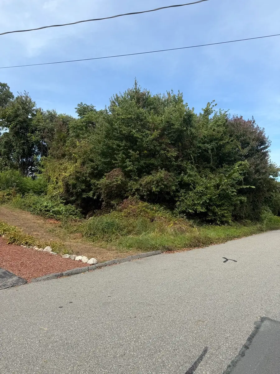 140 Woodridge Rd, Holden, MA 01520 - #2