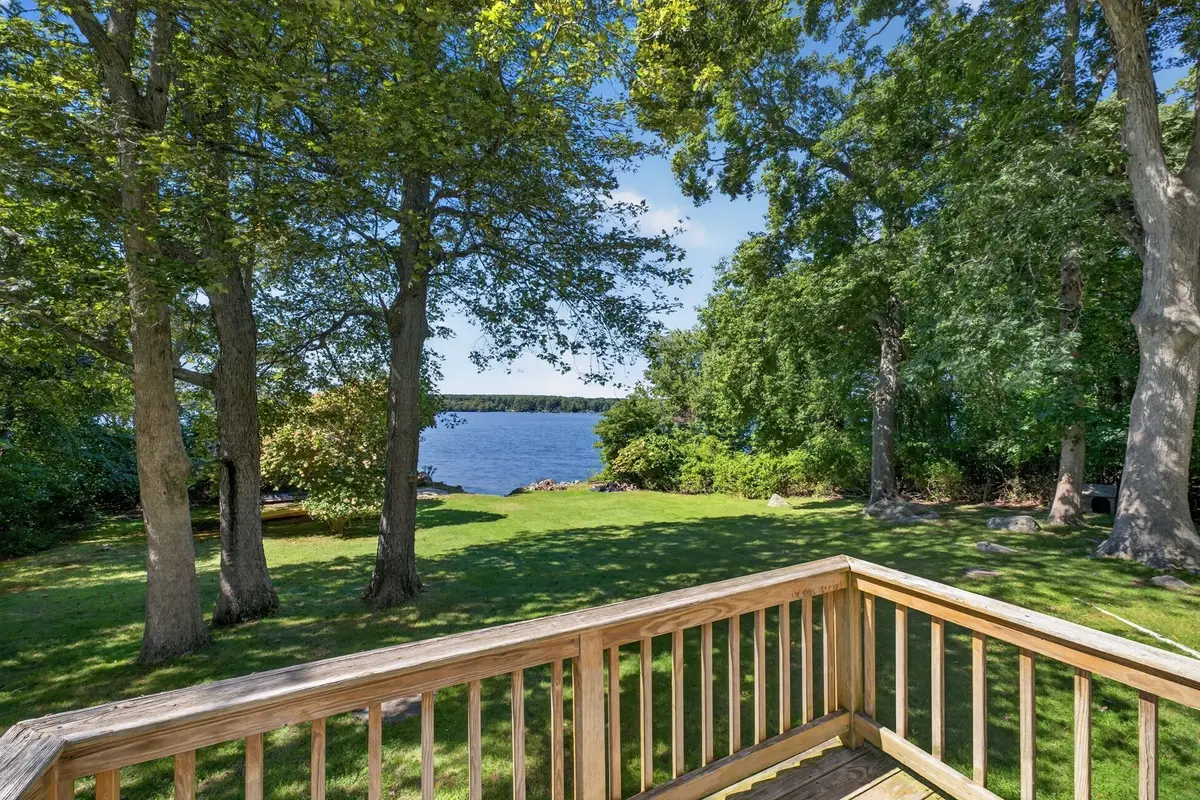 10 Elise Michelle Way, Westport, MA 02790 - #1