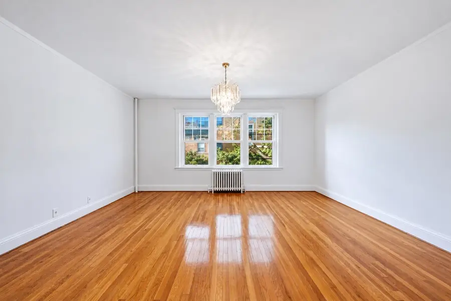 413 Washington Street #4, Brookline, MA 02446 - #3
