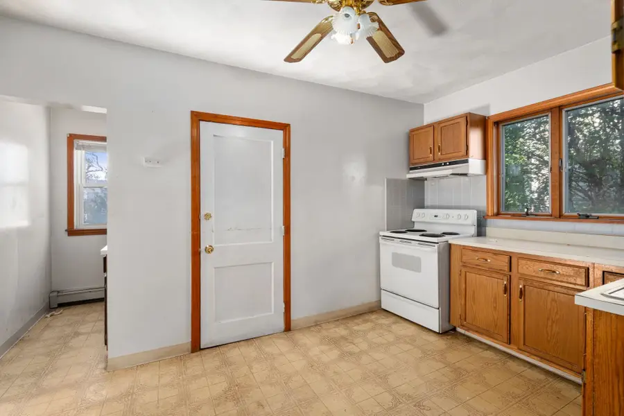 8-A Wilbur St, Everett, MA 02149 - #3