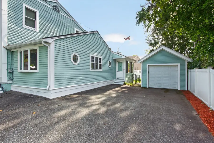 15 Ellington Rd, Tewksbury, MA 01876 - #3