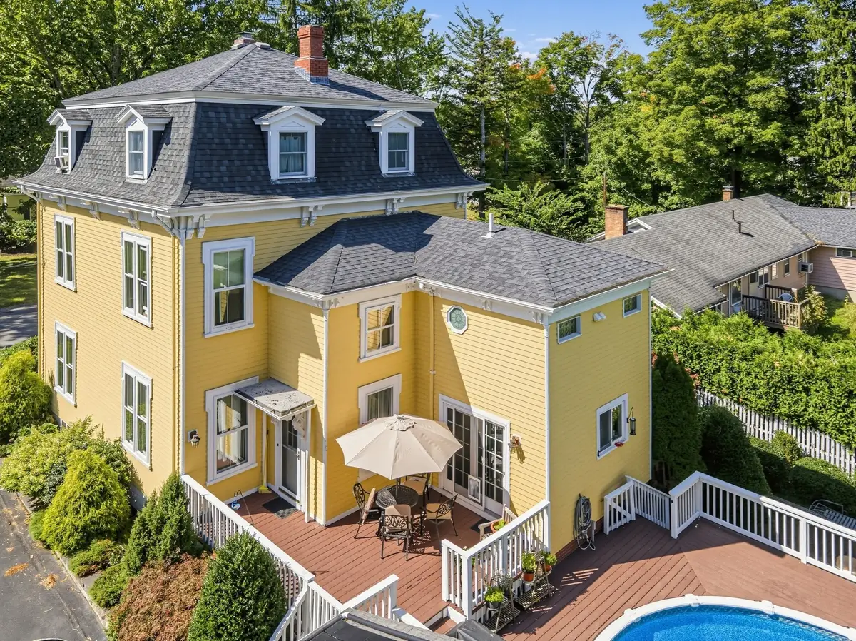 21 Nelson Ave, Georgetown, MA 01833 - #1