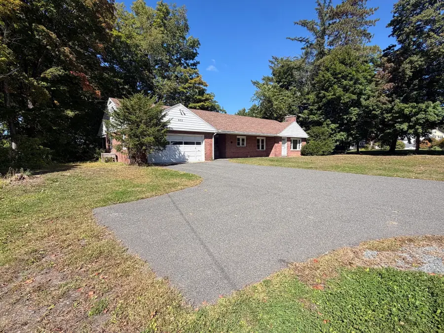 602 Bernardston Rd, Greenfield, MA 01301 - #2