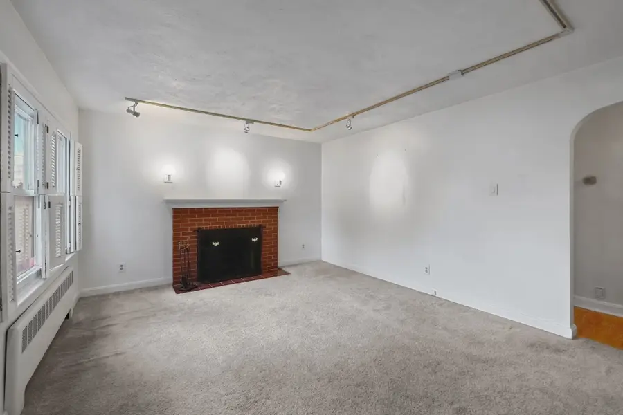 99 Luther Ave, Somerset, MA 02726 - #3