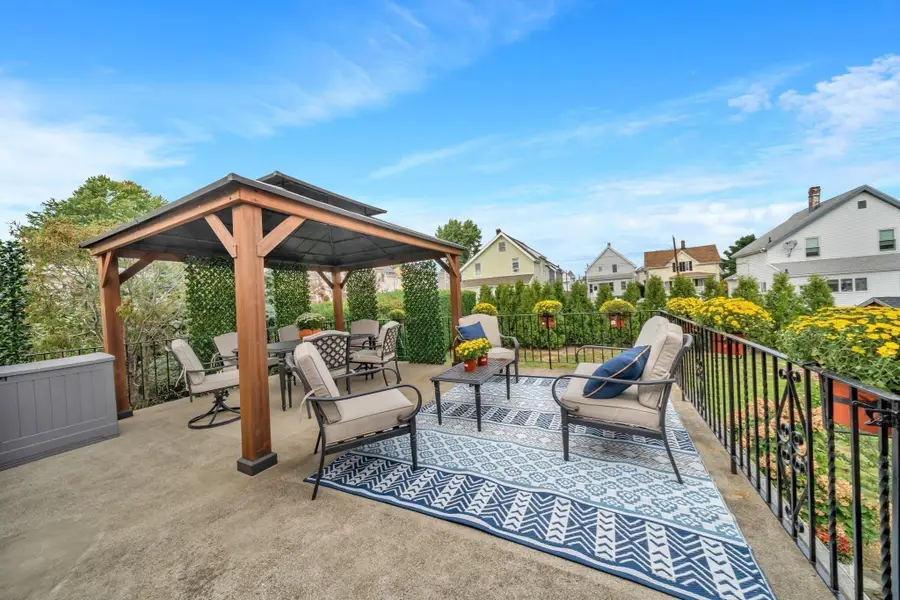 32 Robert Rd, Revere, MA 02151 - #3