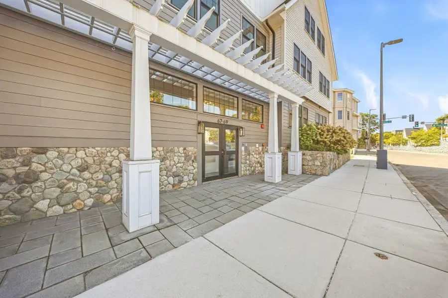 69 Cummins Hwy #102, Boston, MA 02131 - #2