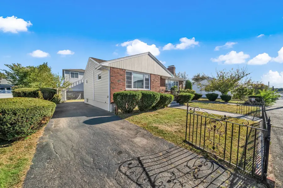 45 Sigourney St, Revere, MA 02151 - #2