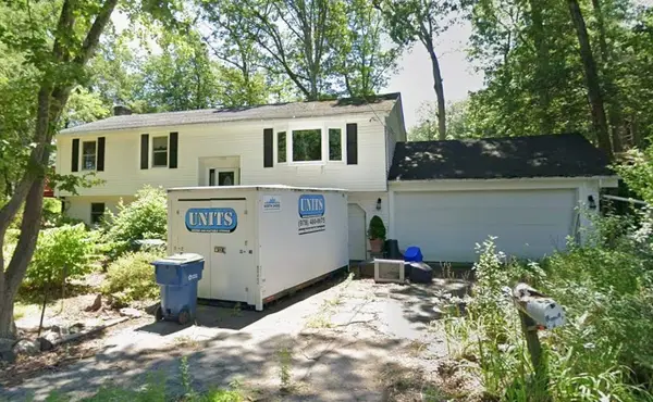 148 Rogers St, Tewksbury, MA 01876