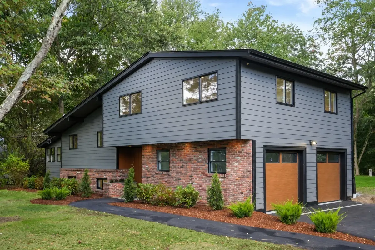 225 W Plain St, Wayland, MA 01778 - #1