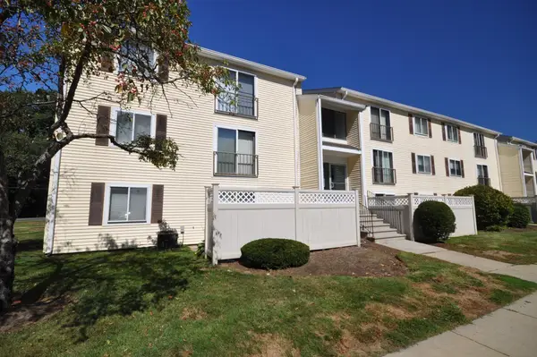 49 Village Brook Lane #6, Natick, MA 01760