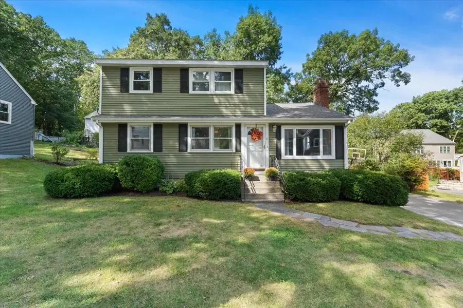 11 Lookout Avenue, Natick, MA 01760 - #2
