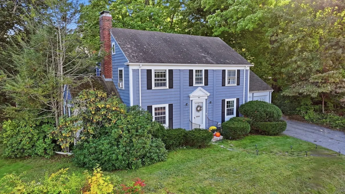 1 Algonquin Rd, Worcester, MA 01609 - #1