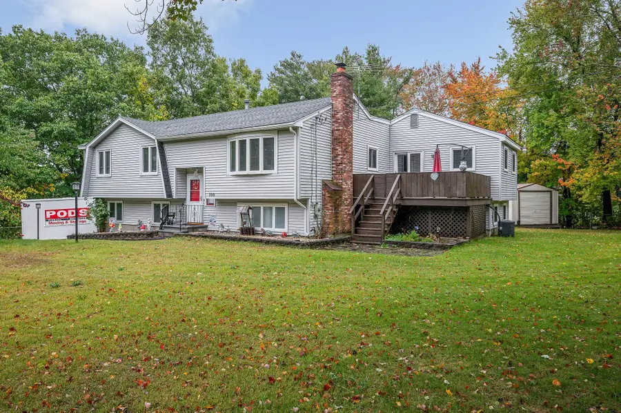 100 Village Dr, Dracut, MA 01826 - #2