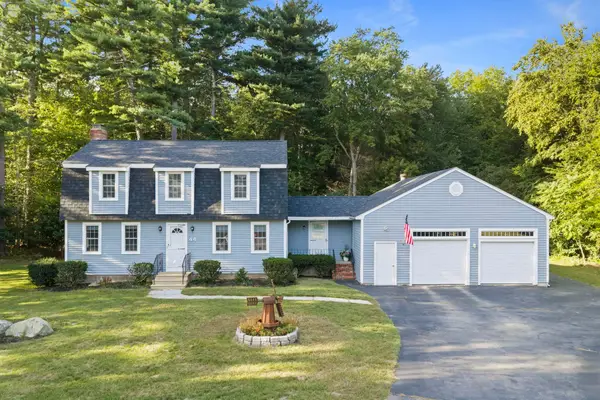 44 Pine Island Rd, Hanover, MA 02339