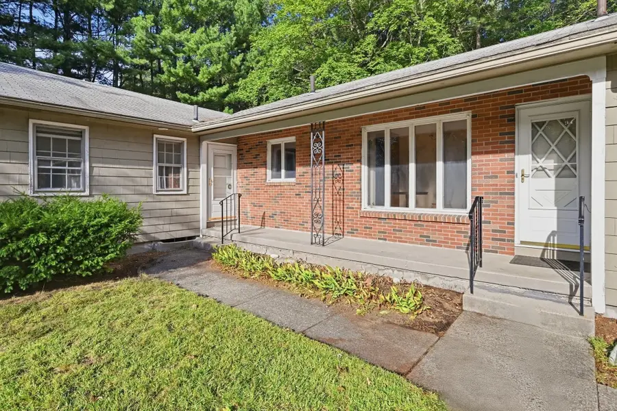 185 Redfern Dr, Longmeadow, MA 01106 - #2