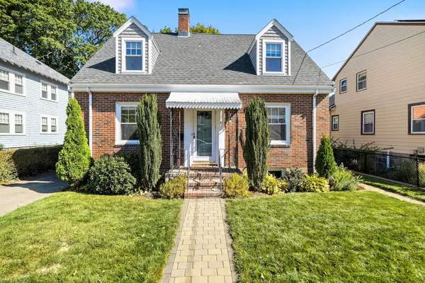 31 Zeller St, Boston, MA 02131