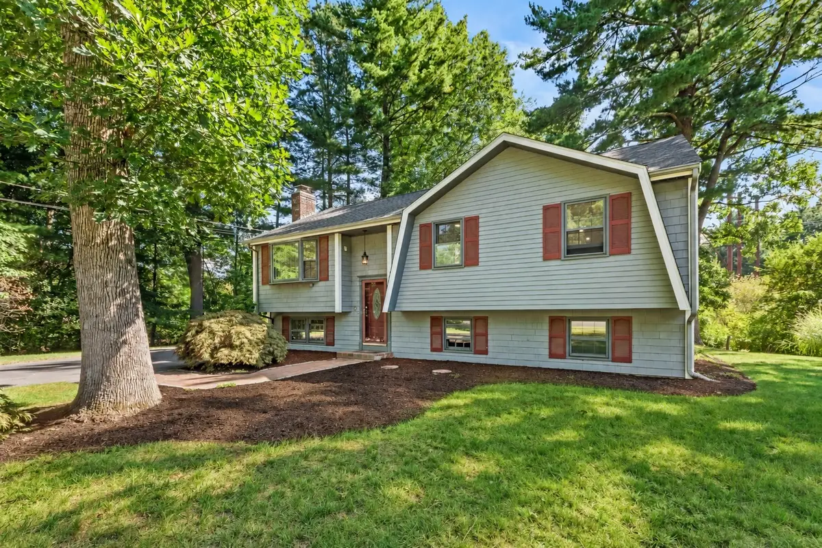 10 Jason Cir, North Attleboro, MA 02760 - #1