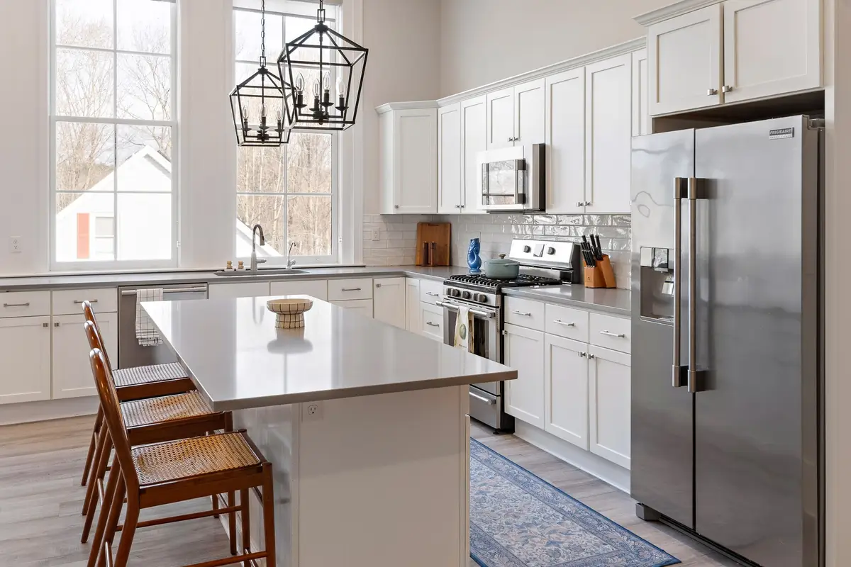10 Congress St #301, Amesbury, MA 01913 - #1