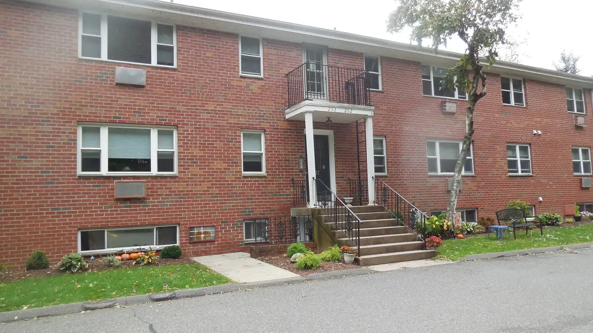 261 Regency Park Dr #261, Agawam, MA 01001 - #1