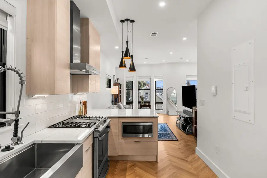 86 Princeton St #3, Boston, MA 02128 - #3